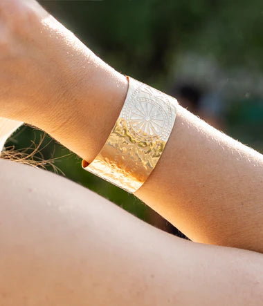 Olora Bangle