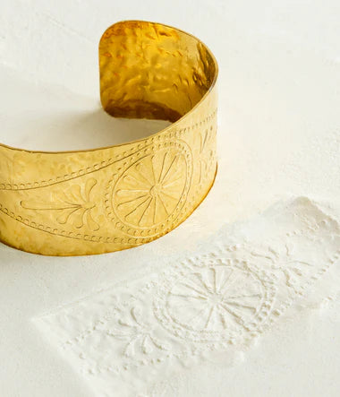Olora Bangle