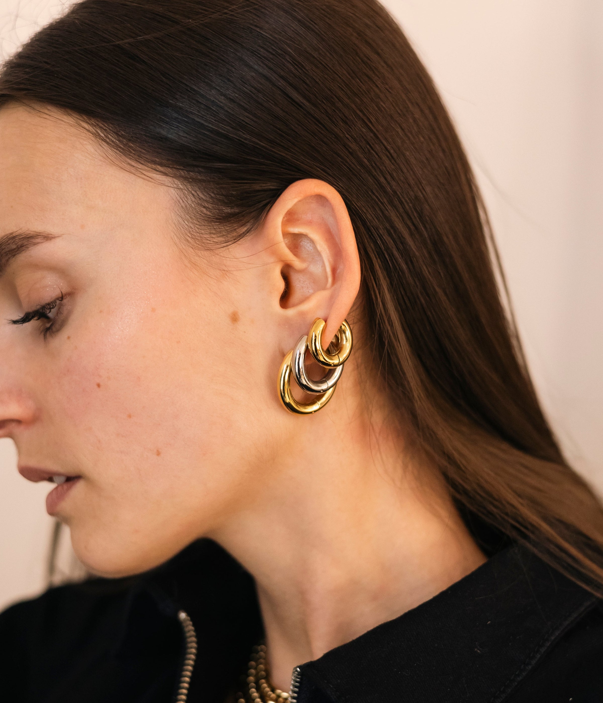 Round Earrings