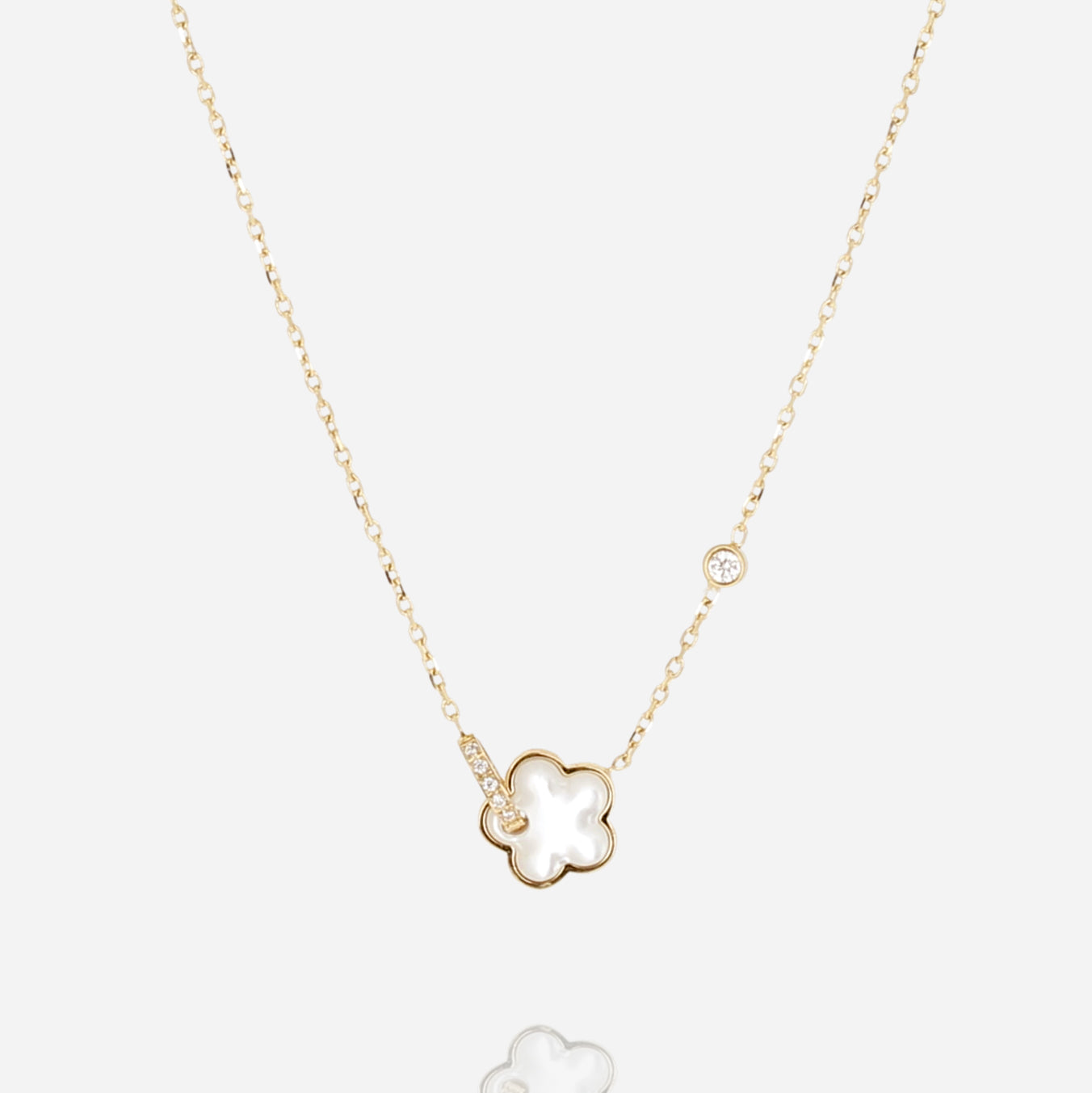 Naïs Necklace