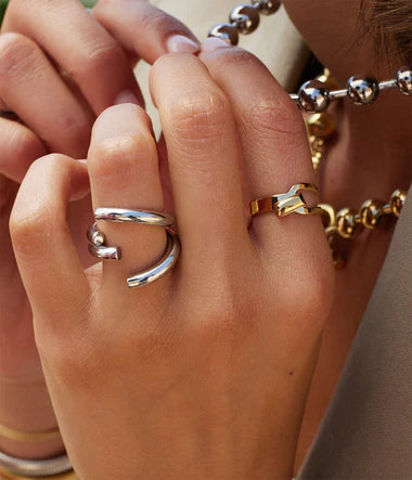 Una Ring